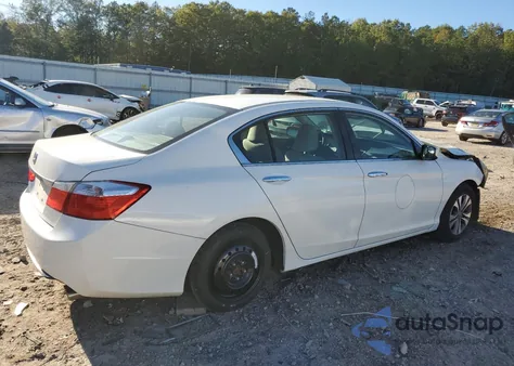 2015 Honda Accord Lx z USA, uszkodzony, nr VIN 1HGCR2F3XFA066074
